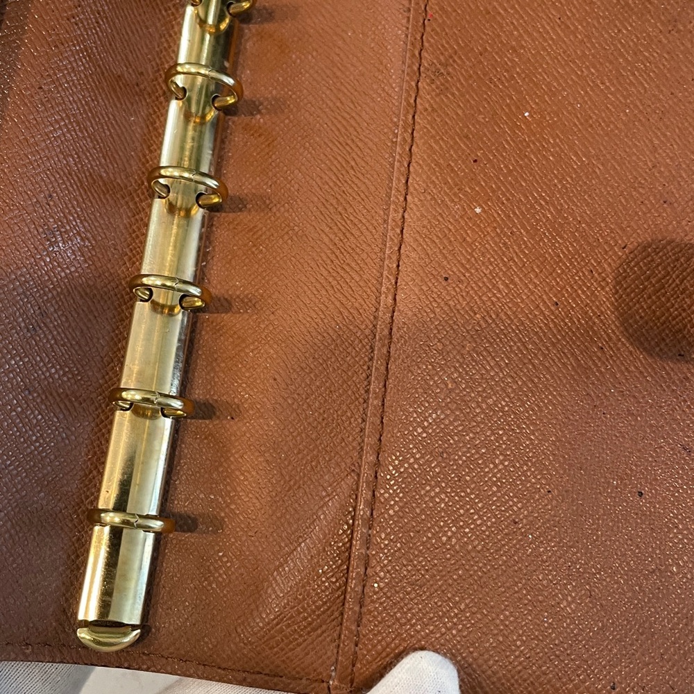 Louis Vuitton Monogram PM Agenda - Picture 13 of 17